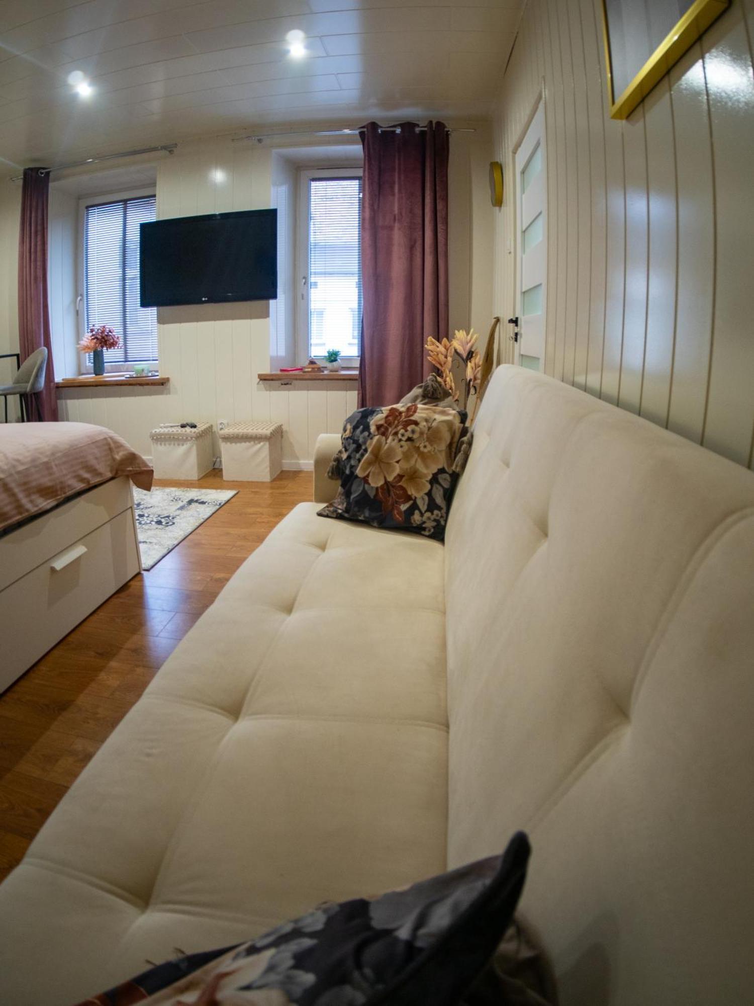 Apartament Classic Comfort Aleja Nmp 8 - Free Parking Częstochowa Buitenkant foto