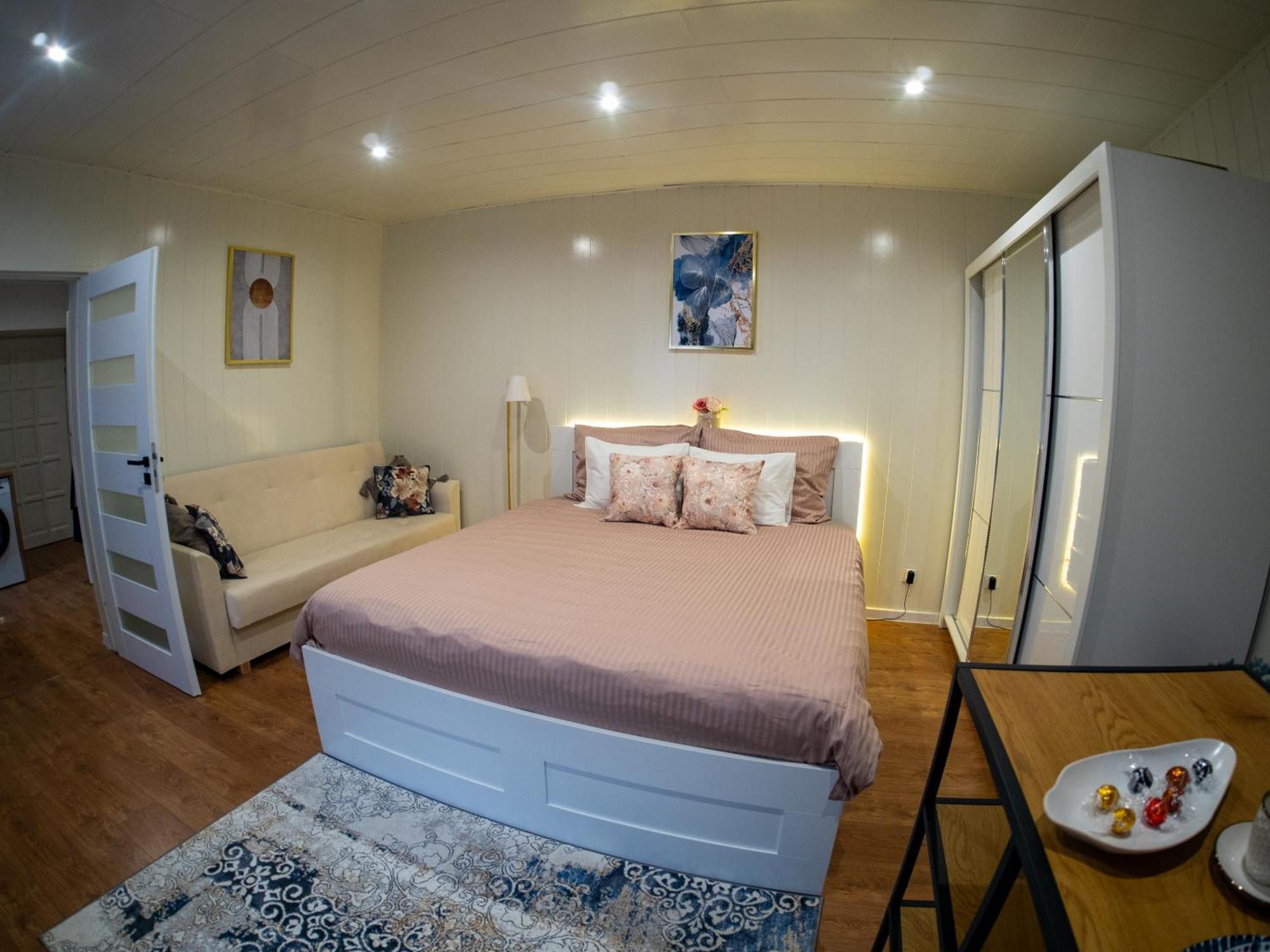 Apartament Classic Comfort Aleja Nmp 8 - Free Parking Częstochowa Buitenkant foto