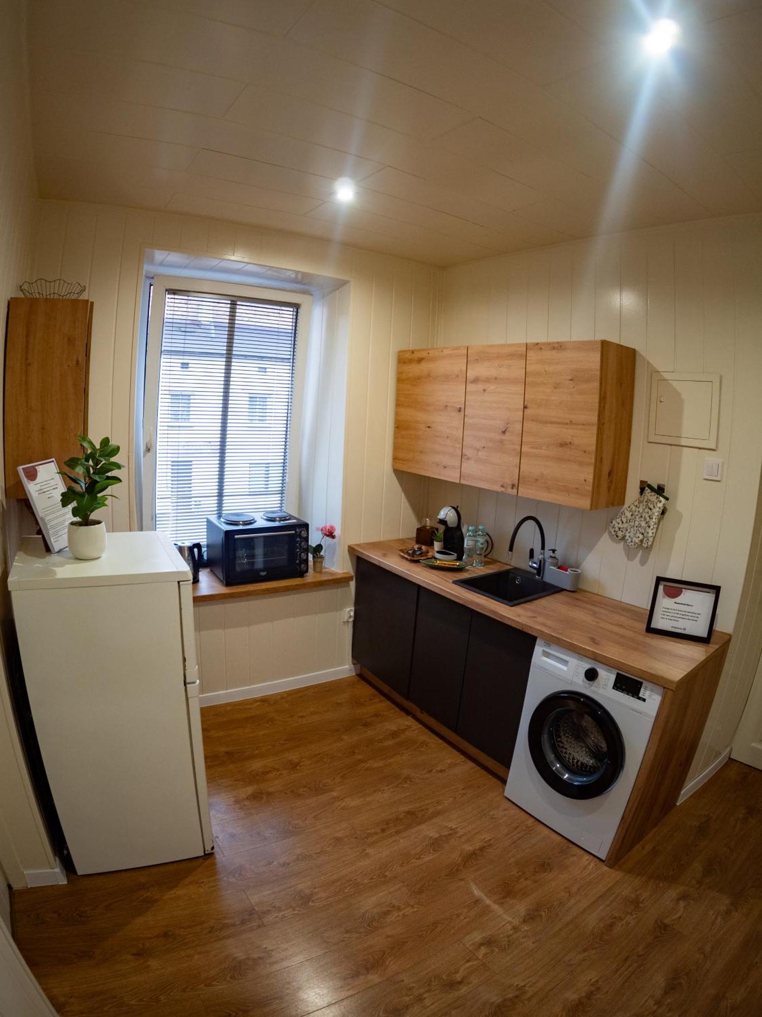 Apartament Classic Comfort Aleja Nmp 8 - Free Parking Częstochowa Buitenkant foto